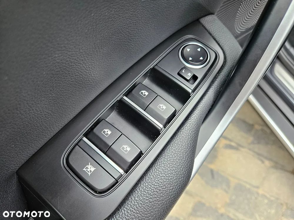 Kia XCeed - 35