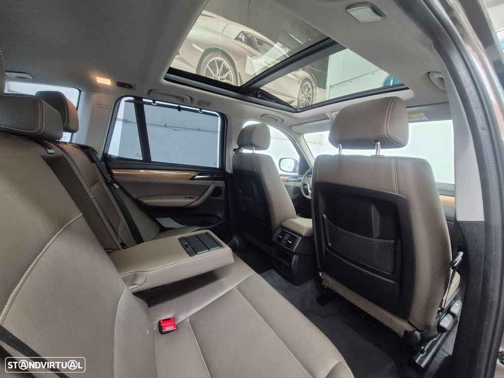 BMW X3 20 d xDrive Auto - 28