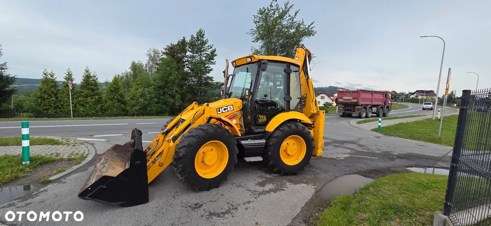 JCB JCB 4CX - 8