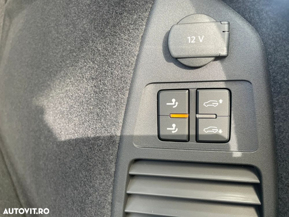 Volkswagen Touareg V6 TDI 4MOTION R-Line - 11