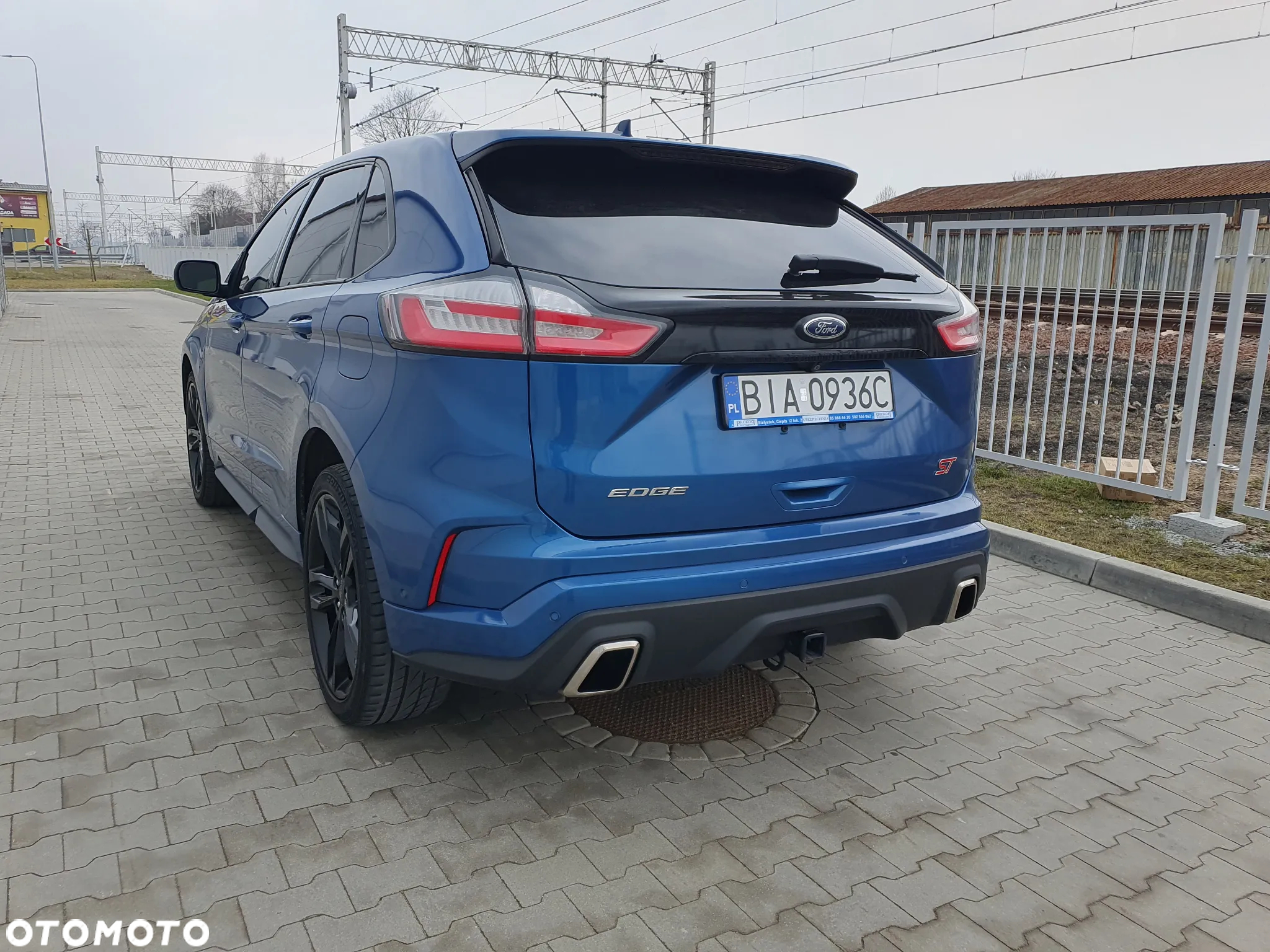 Ford Edge - 12