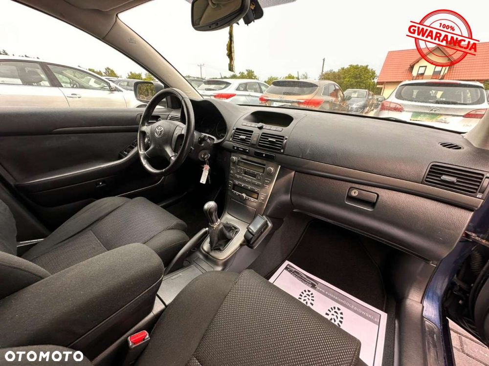 Toyota Avensis - 20