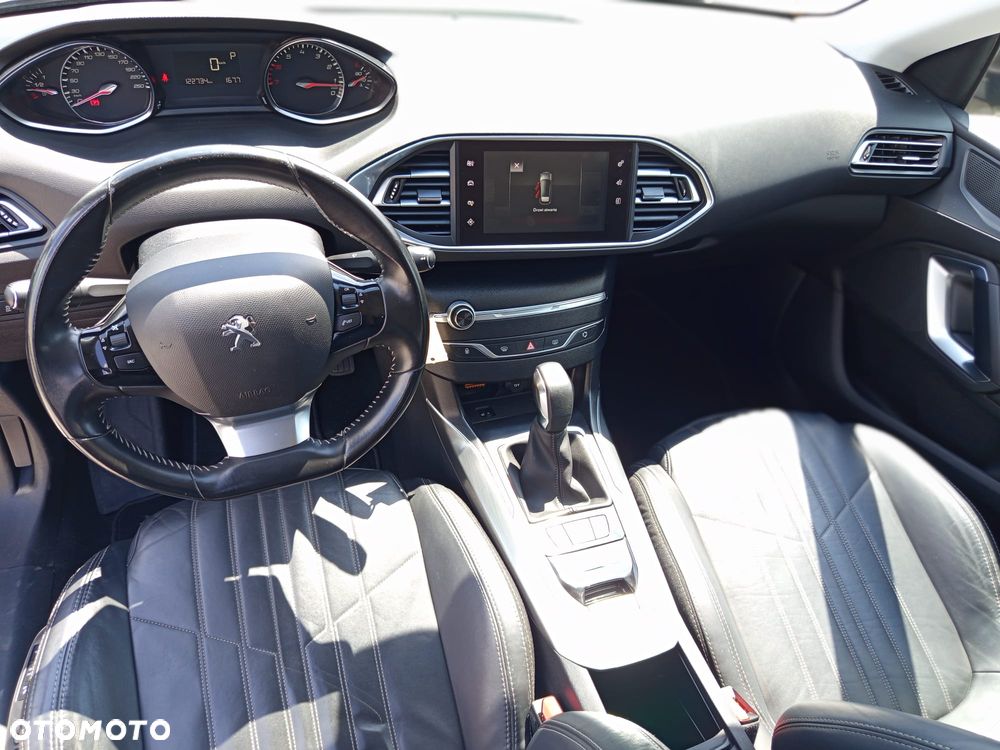 Peugeot 308 - 35