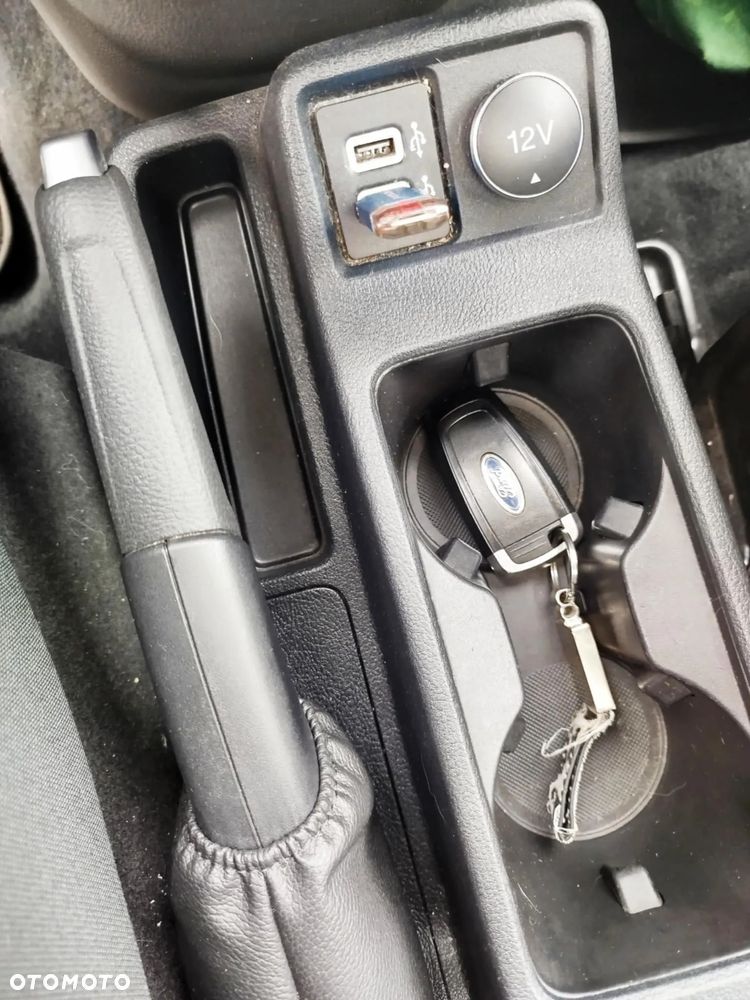 Ford Tourneo Connect 1.5 TDCi Titanium - 10