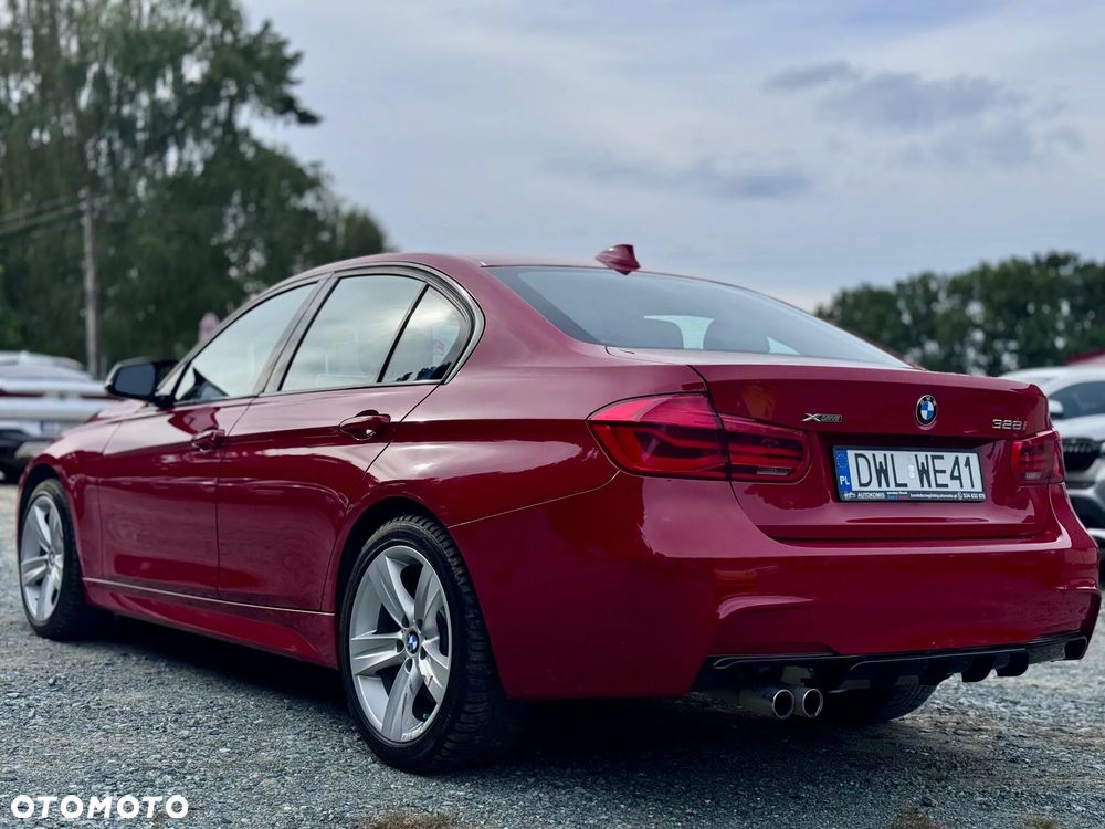 BMW Seria 3 328i - 7