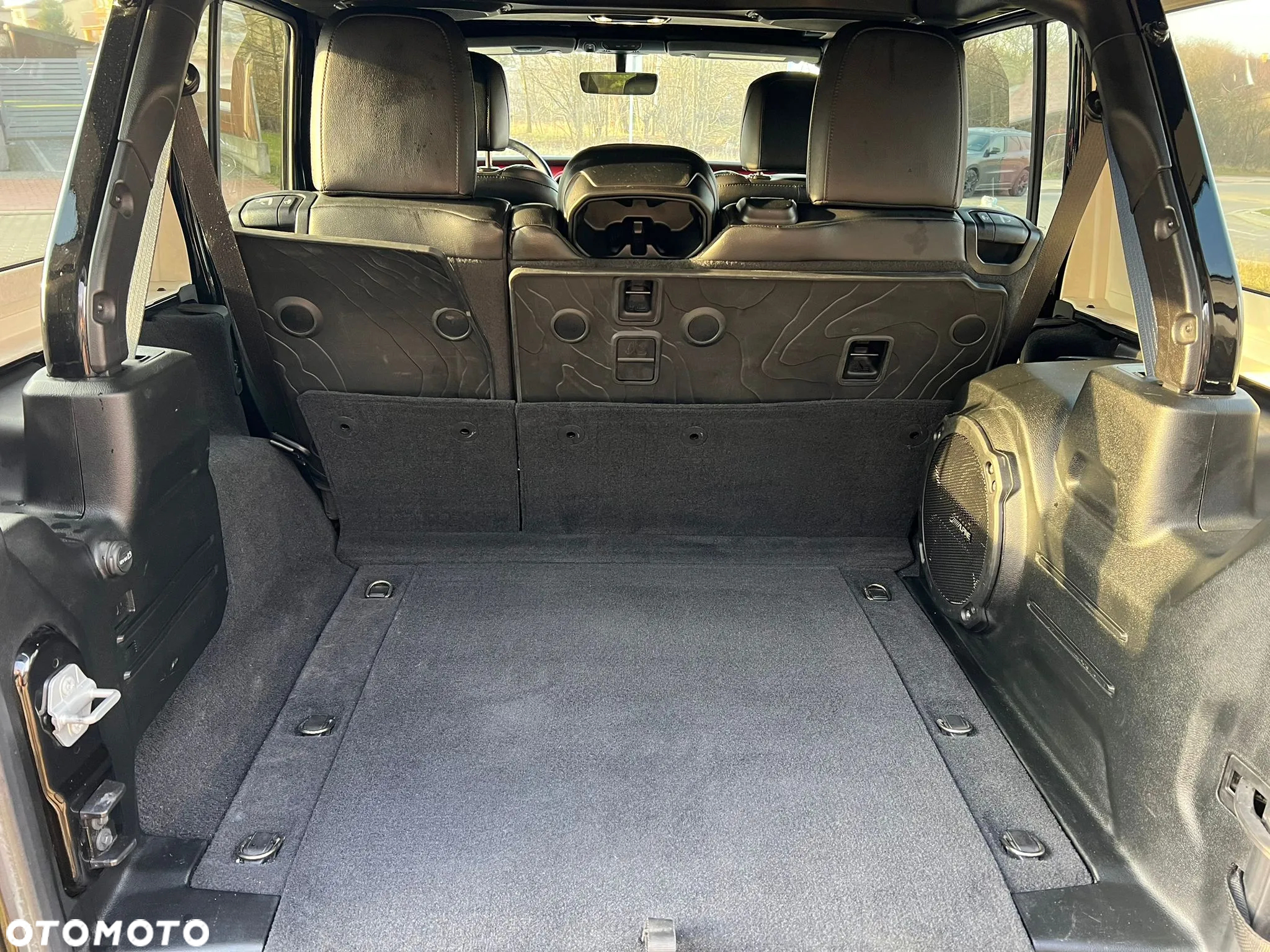 Jeep Wrangler - 23