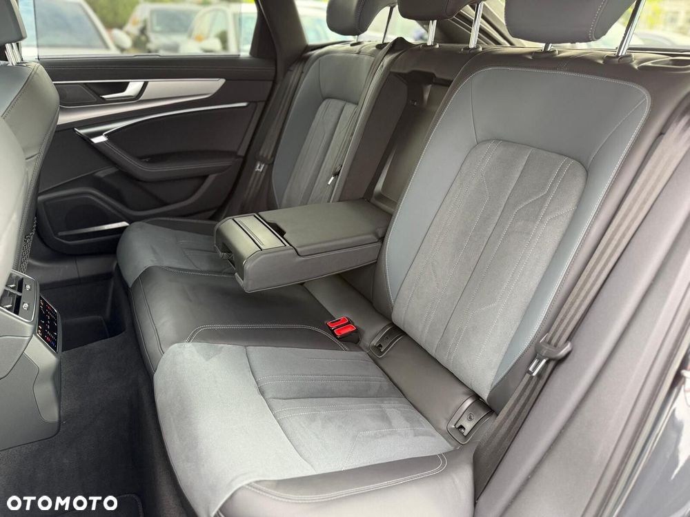 Audi A6 Allroad - 16