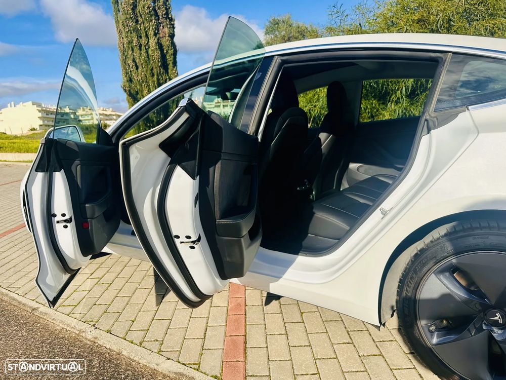 Tesla Model 3 Long Range Tração Integral - 34