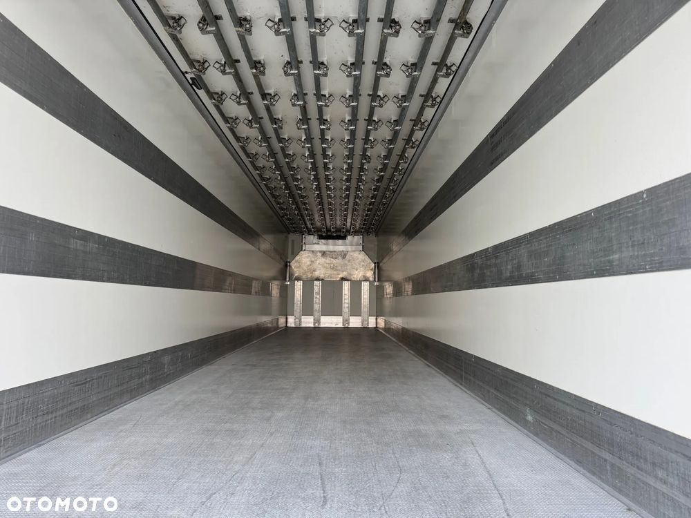 Krone Hakowa, Carrier Vector HE19, Nowe opony!! - 13