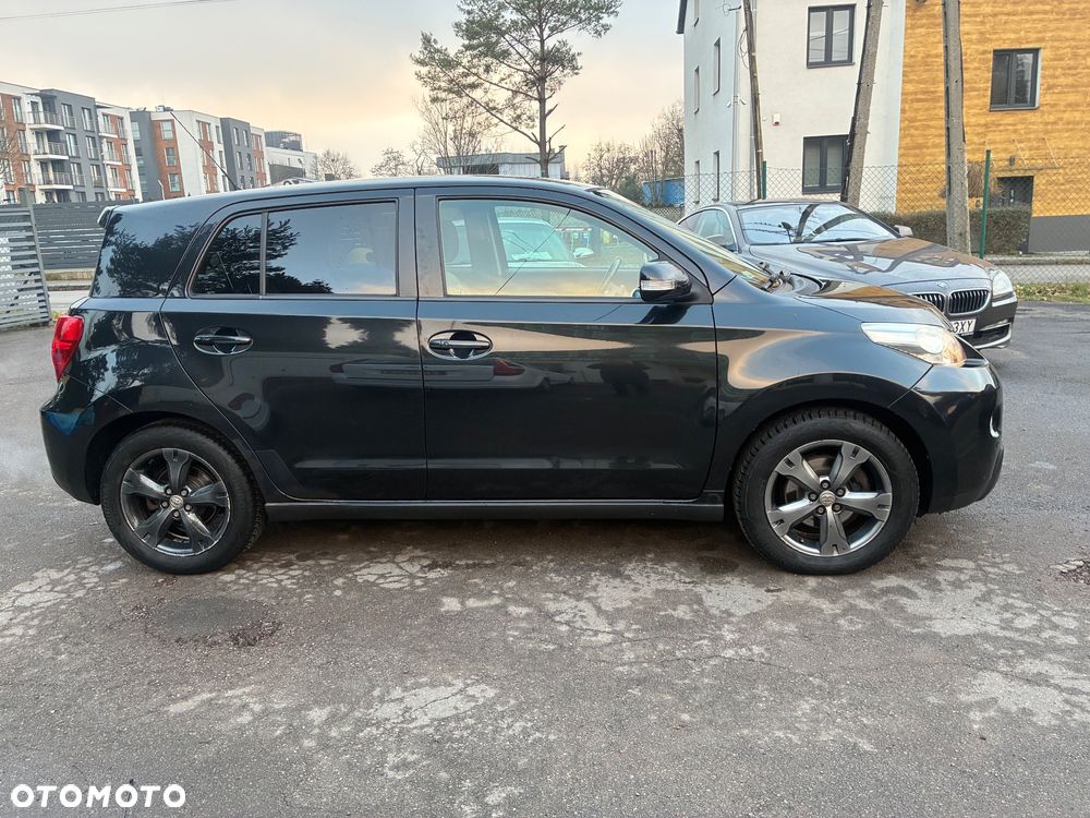 Toyota Urban Cruiser - 3