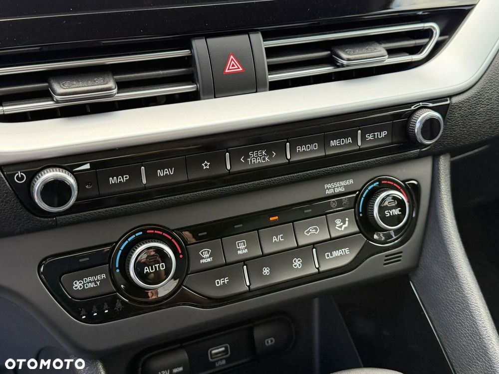 Kia Niro - 24