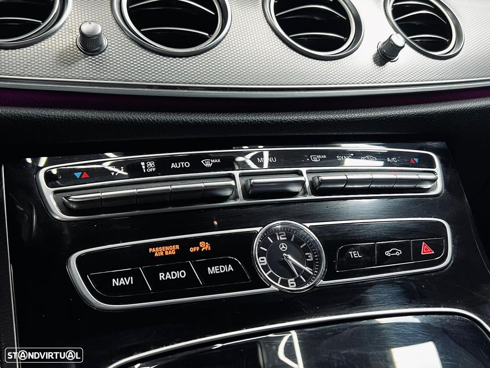 Mercedes-Benz E 220 d AMG Line - 32