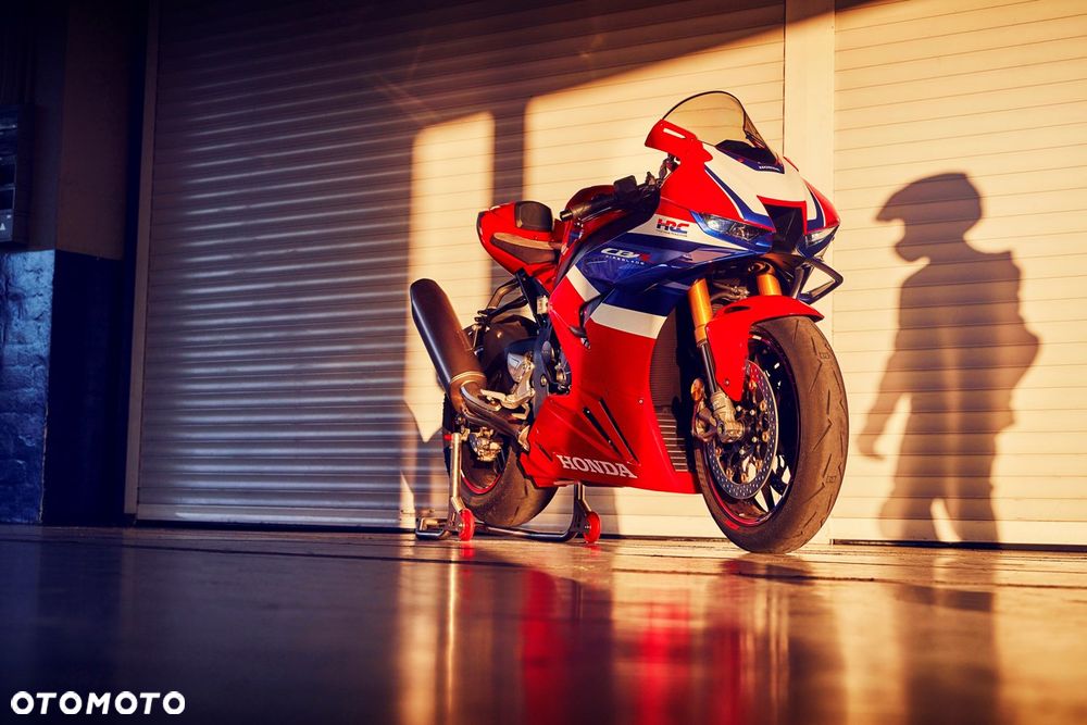 Honda CBR - 3