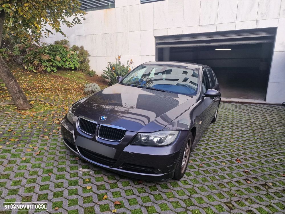 BMW 320 d - 1