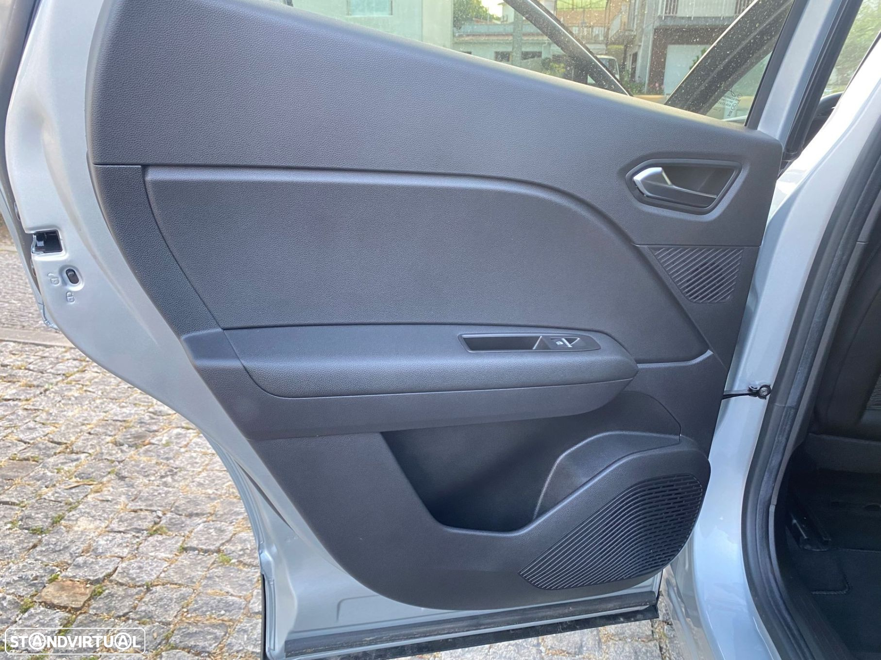 Renault Captur 1.0 TCe Exclusive - 15