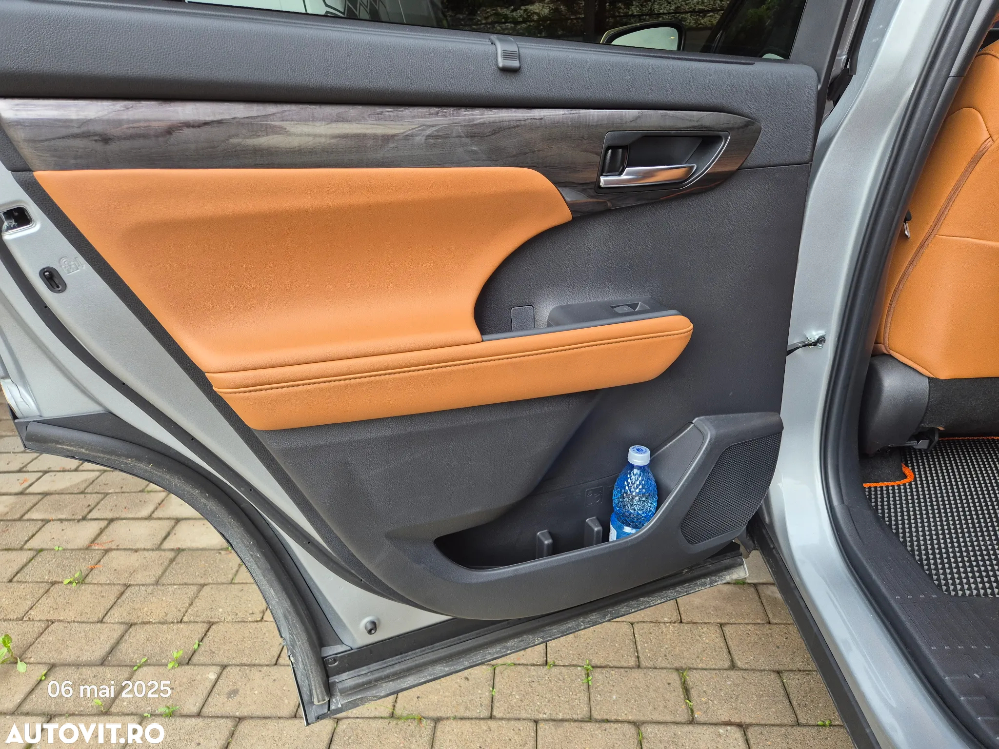 Toyota Highlander 2.5 L Hybrid Dynamic Force 248CP Luxury Metallic - 29