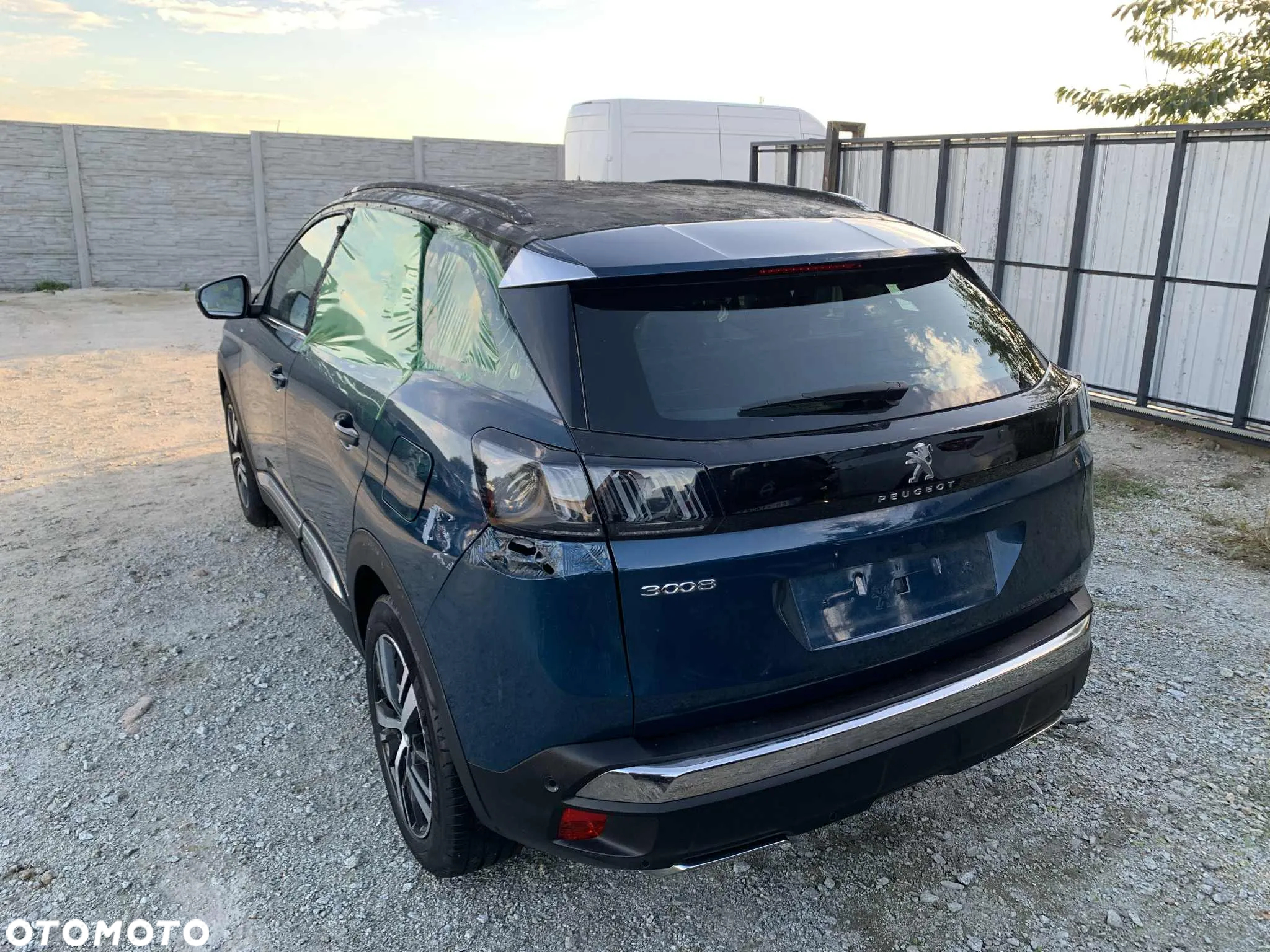 Peugeot 3008 1.6 PureTech HYbrid GT S&S EAT8 - 5
