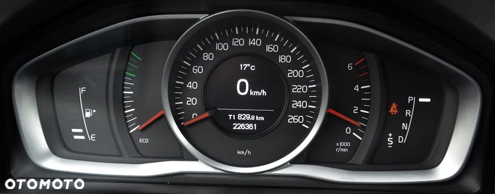 Volvo XC 60 D3 Geartronic Kinetic - 14