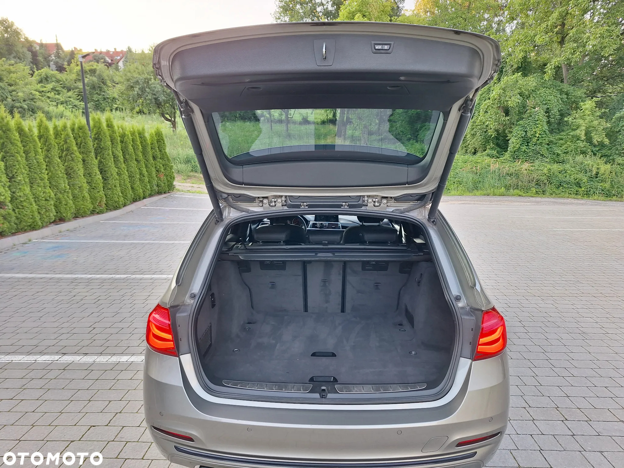 BMW Seria 3 320d Touring xDrive Sport Line - 6