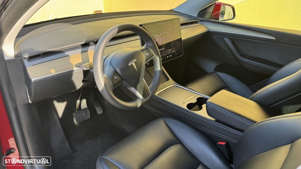 Tesla Model Y Tração Traseira - 16