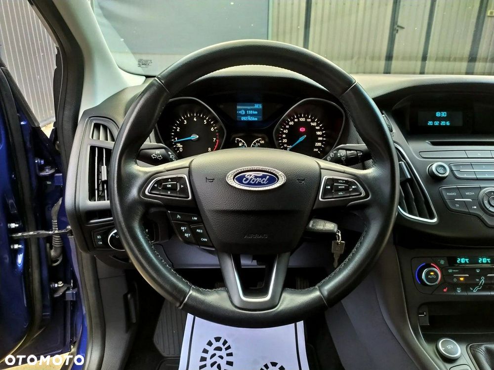 Ford Focus 1.0 EcoBoost Active Business - 19