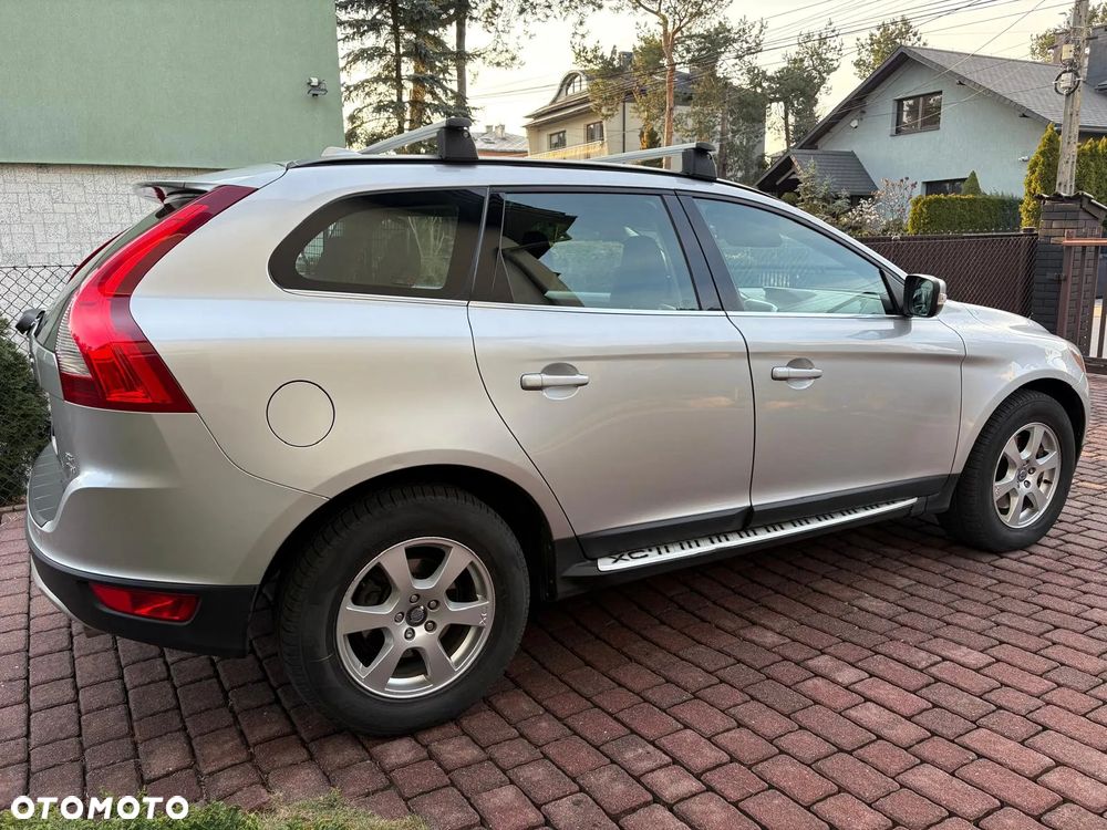 Volvo XC 60 - 4