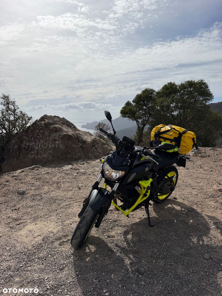 Yamaha MT - 9