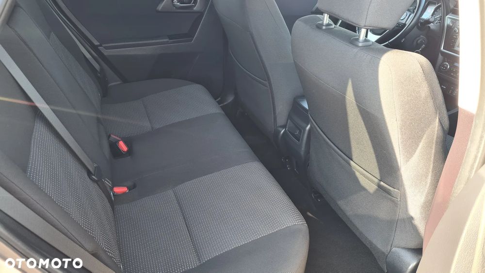 Toyota Auris 1.6 Premium Start - 35