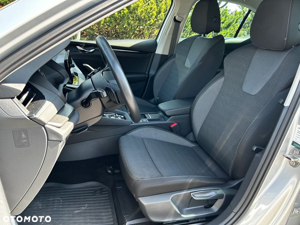 Skoda Octavia 1.5 TSI e-Tec Ambition DSG - 12