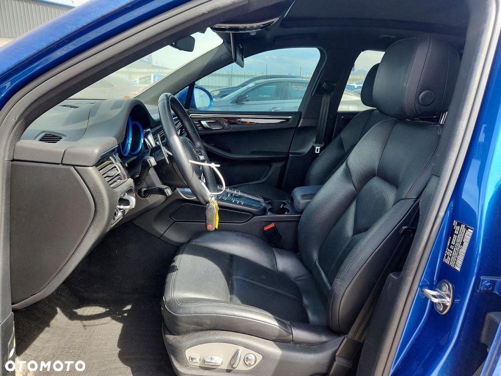 Porsche Macan Standard - 8