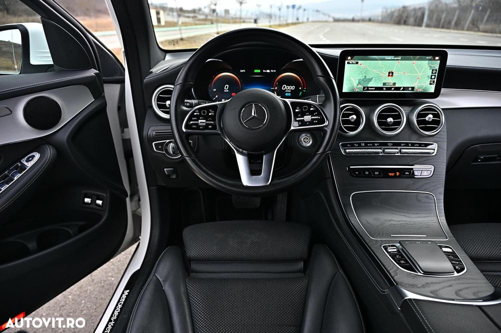 Mercedes-Benz GLC 300 e 4MATIC - 15