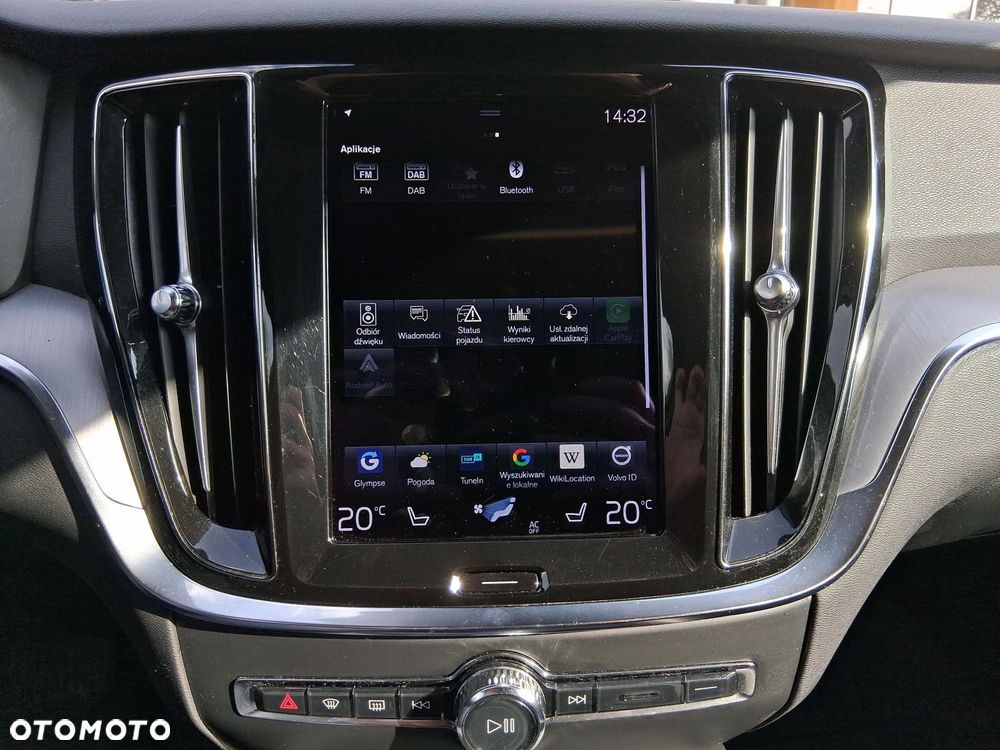 Volvo V60 Cross Country - 25