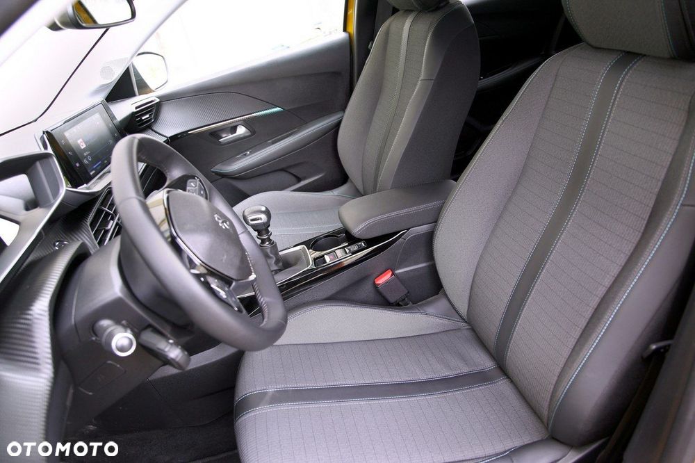 Peugeot 208 PureTech 100 Style - 16