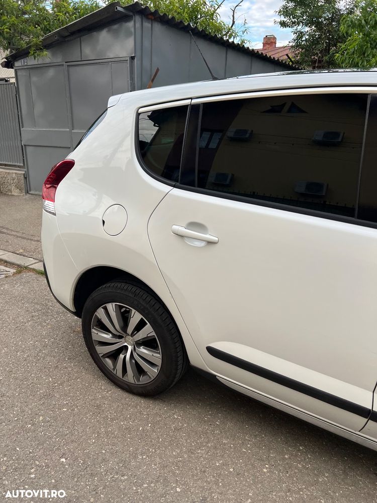 Peugeot 3008 1.2 PureTech Turbo S&S Allure - 6