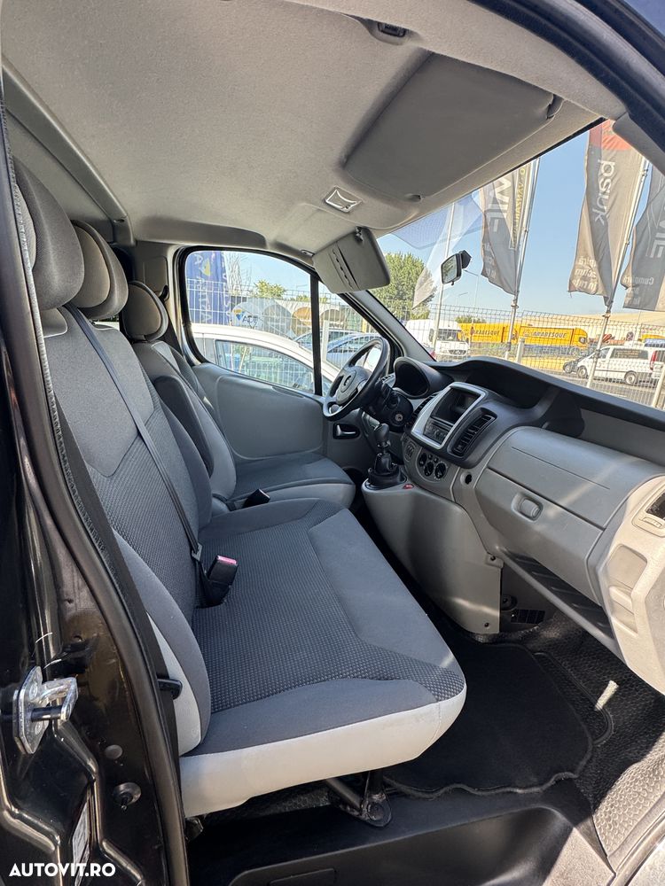 Opel Vivaro - 27