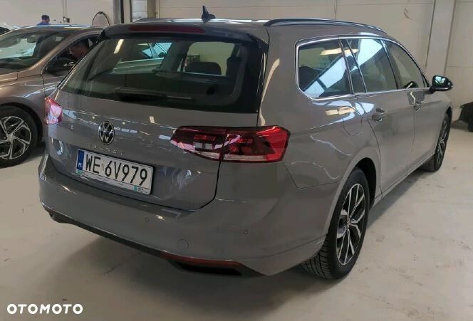 Volkswagen Passat Variant - 4