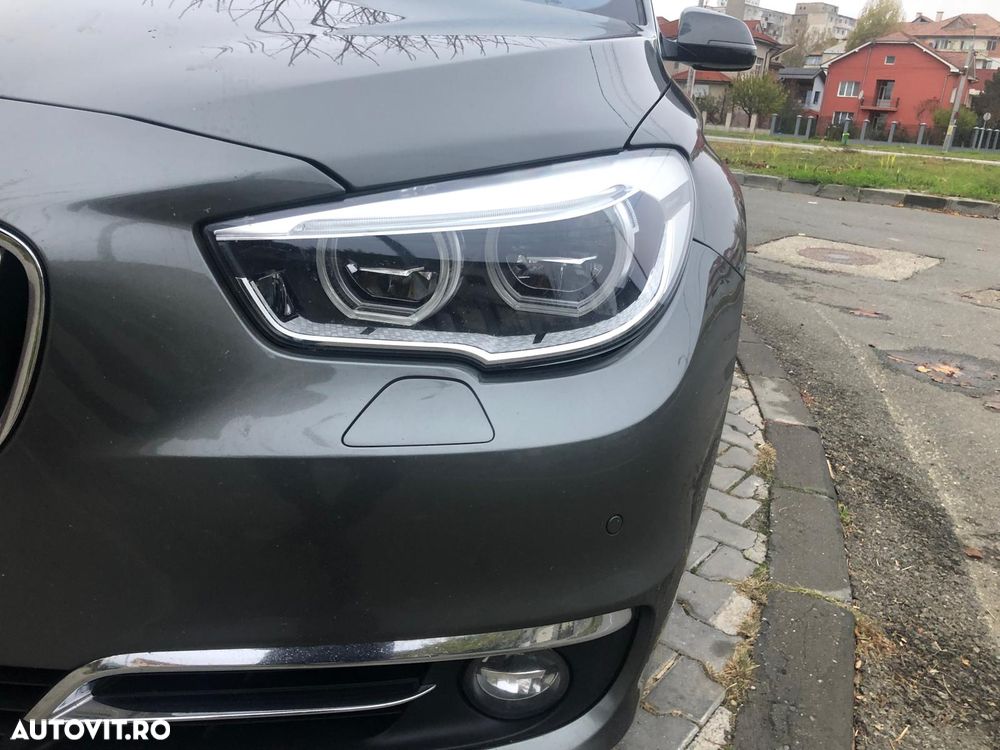 BMW Seria 5 530d xDrive - 2