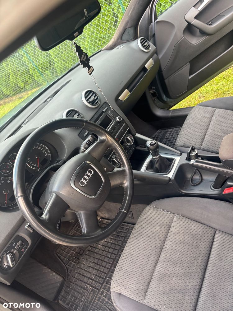 Audi A3 Sportback - 12