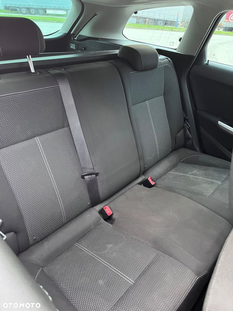 Opel Astra 1.6 Turbo Edition Sport - 39