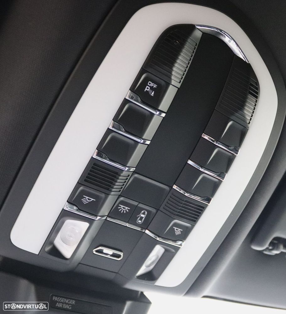 Porsche Macan S - 37