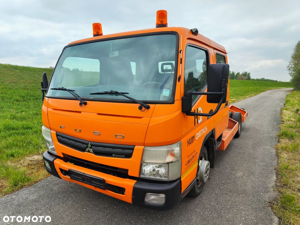 Mitsubishi Fuso Canter - 1