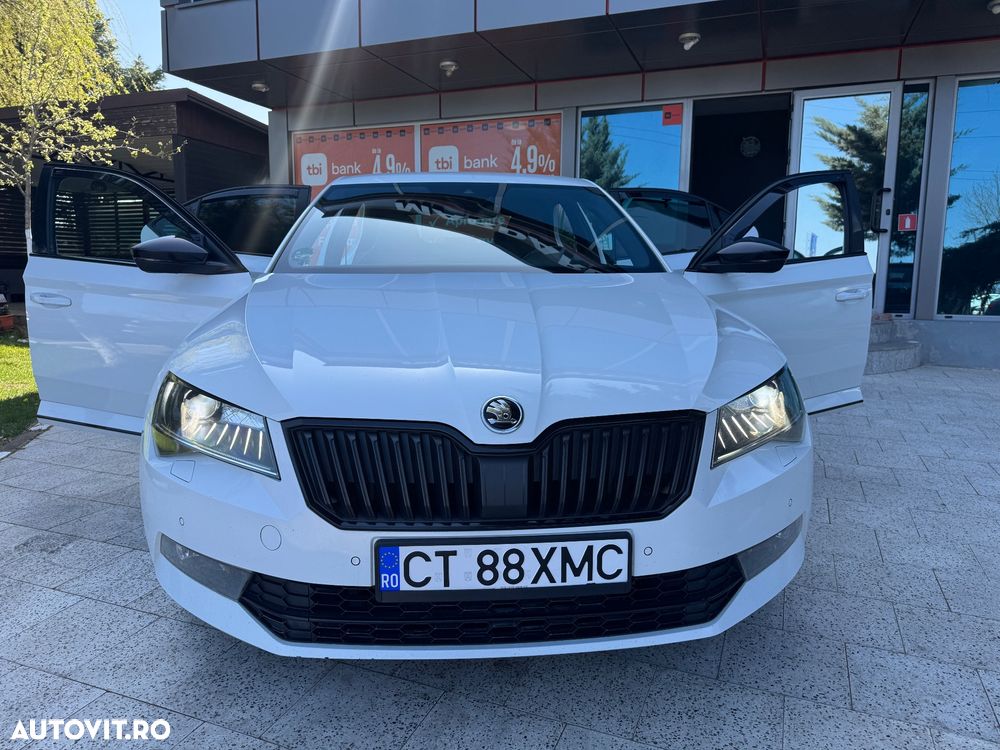 Skoda Superb 2.0 TDI DSG Premium Edition - 34