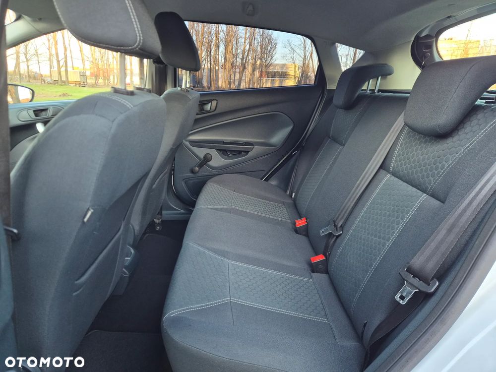 Ford Fiesta 1.25 Titanium - 19