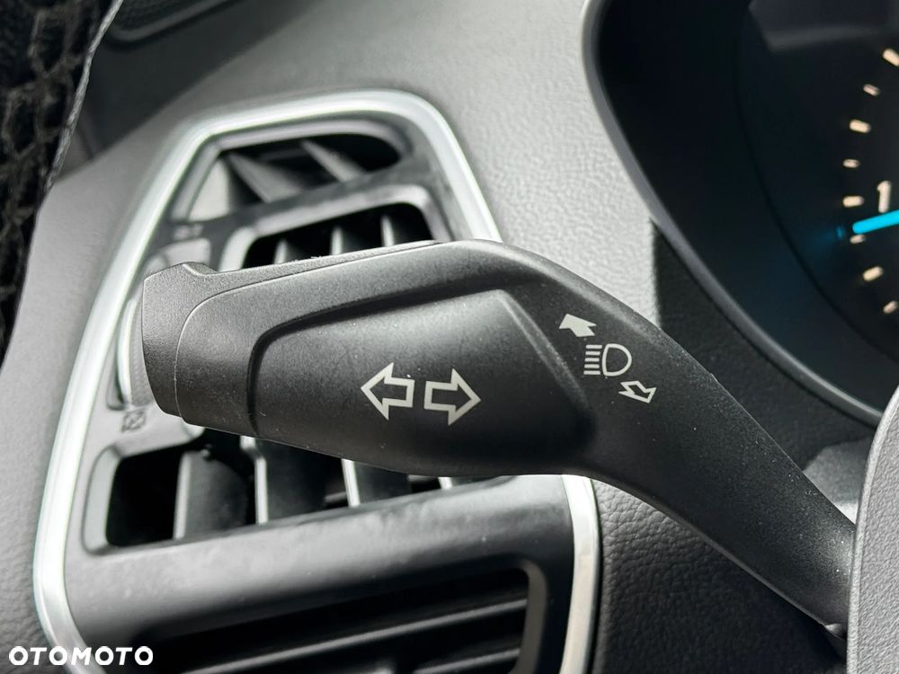 Ford Kuga 2.0 TDCi 4x4 Titanium - 23