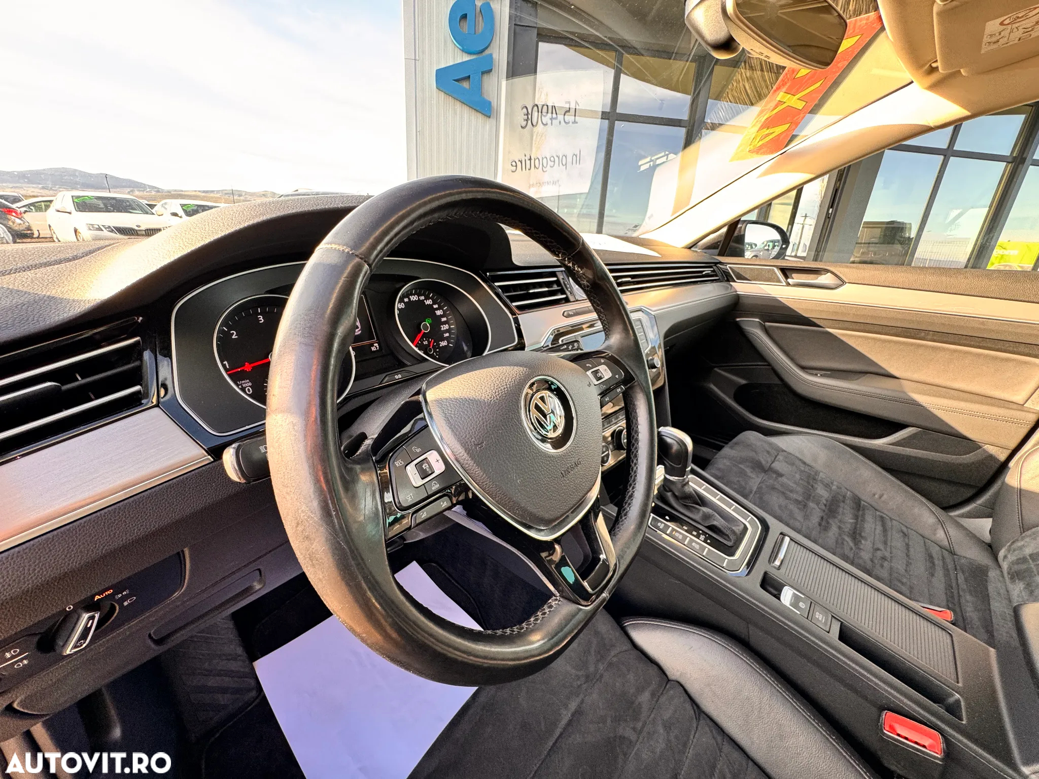 Volkswagen Passat Variant 2.0 TDI DSG 4Motion Highline - 16