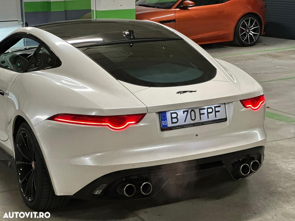 Jaguar F-Type - 2