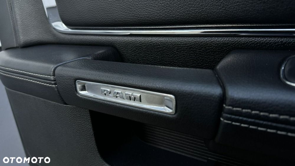 Dodge RAM - 30