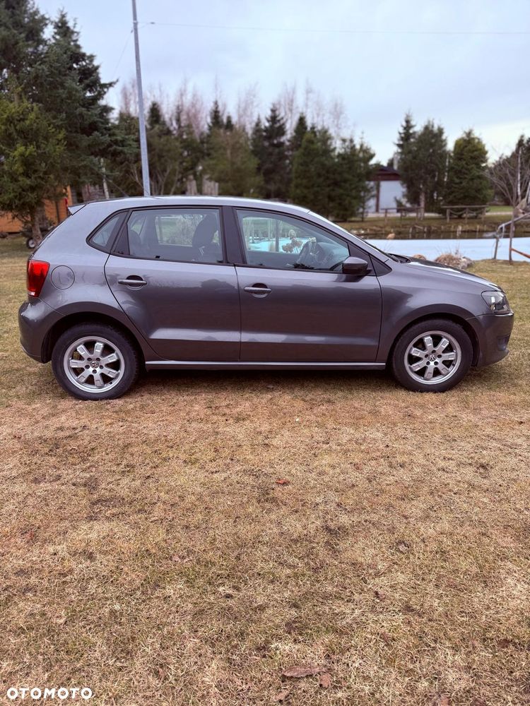 Volkswagen Polo - 6