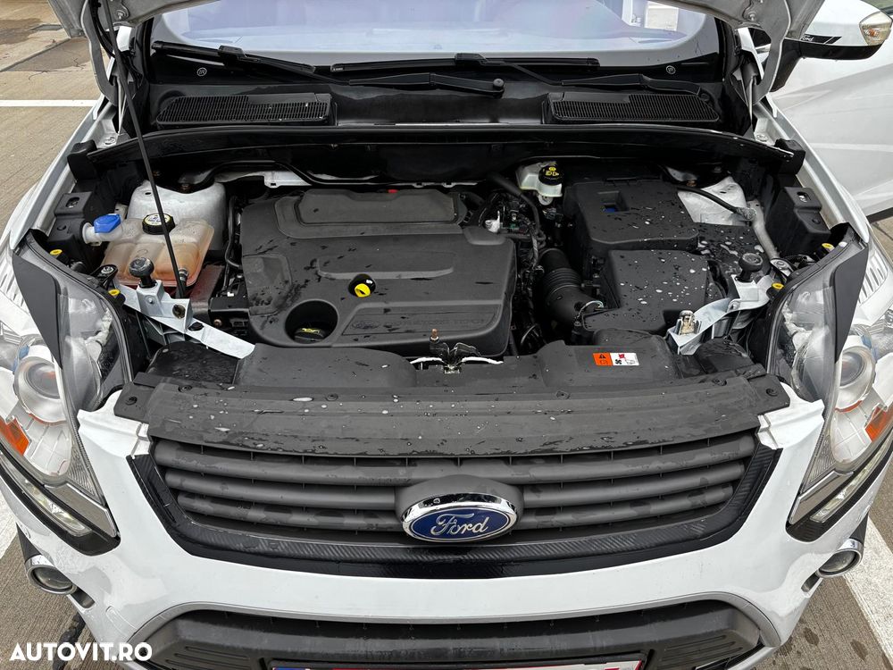 Ford Kuga 2.0 TDCi 4x4 Aut. Champions Edition - 11