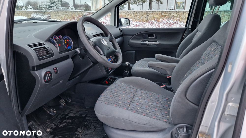 Volkswagen Sharan 1.9 TDI Family - 24